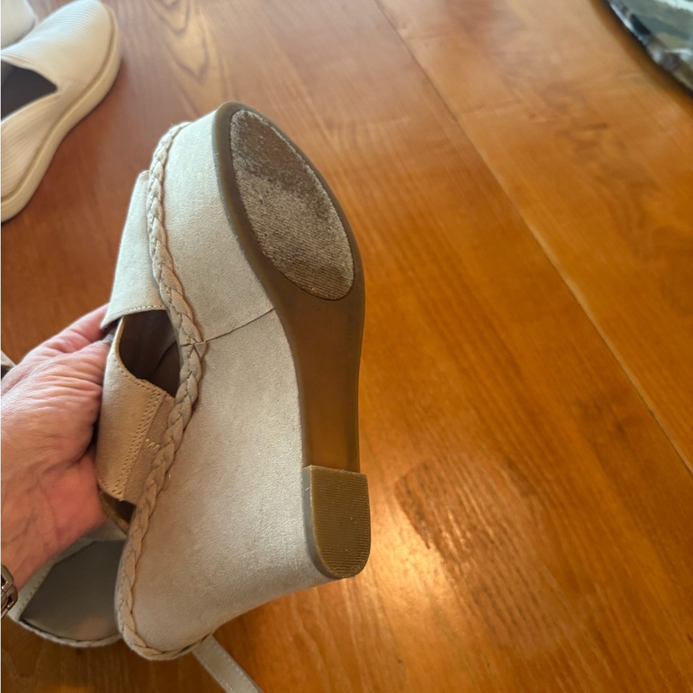 Marc Fisher Beige Wedge Sandals